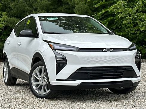 New 2027 Chevrolet Bolt LT w/ LPO, All-Weather Package FWD image 2