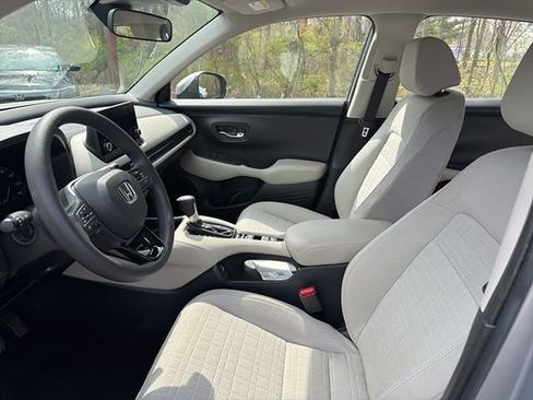 Used 2023 Honda HR-V LX image 15