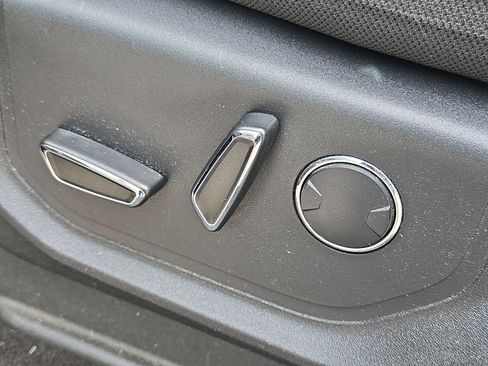 Certified 2018 Ford F150 XLT w/ Equipment Group 302A Luxury image 12