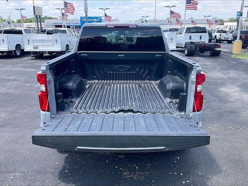Used 2025 Chevrolet Silverado 1500 RST AWD/4WD image 4