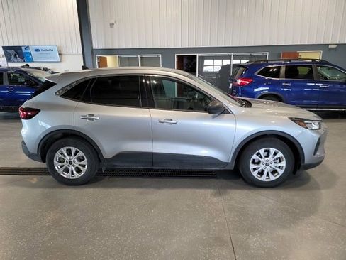 Used 2024 Ford Escape Active image 8