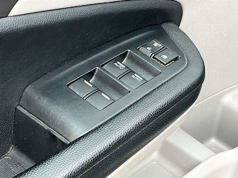 Used 2021 Honda Pilot Special Edition image 17