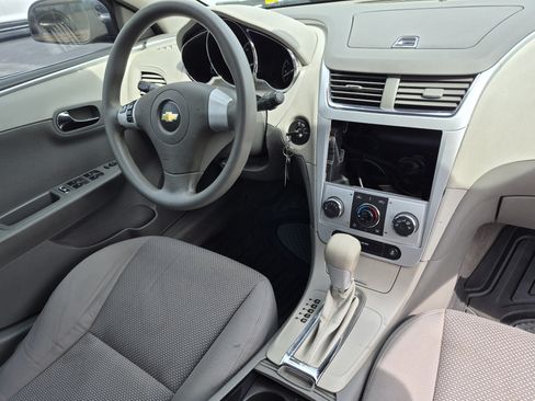 Used 2012 Chevrolet Malibu LS FWD image 13