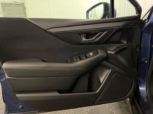 Used 2020 Subaru Outback Premium image 7