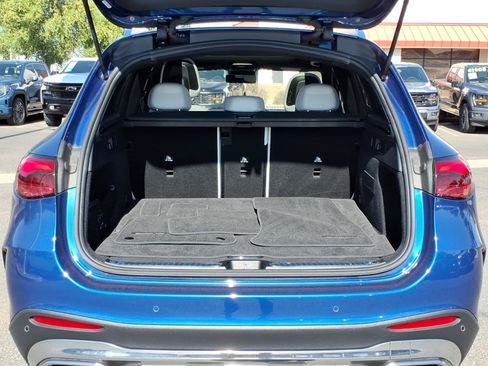 Used 2023 Mercedes-Benz GLC 300 image 11
