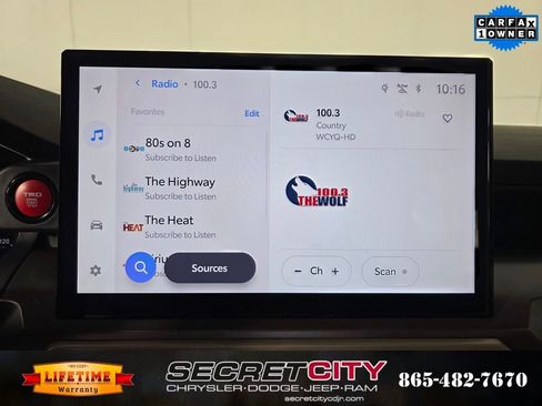 Used 2025 Toyota Tacoma TRD Sport w/ TRD Sport Upgrade Package image 22