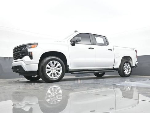Used 2025 Chevrolet Silverado 1500 Custom AWD/4WD image 60