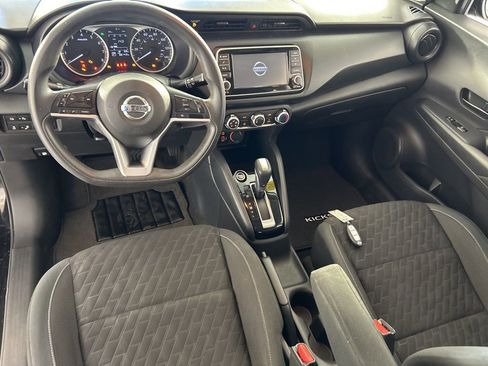 Used 2021 Nissan Kicks S FWD image 15
