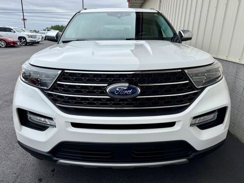 Used 2021 Ford Explorer XLT w/ Equipment Group 202A AWD/4WD image 7