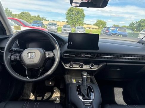 Used 2024 Honda HR-V EX-L image 7