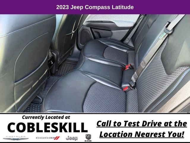 Used 2023 Jeep Compass Latitude w/ Convenience Group AWD/4WD image 15