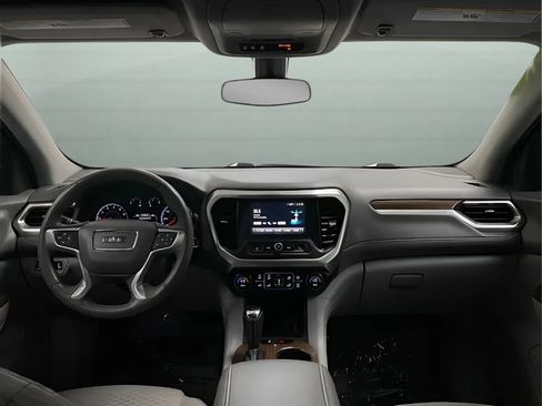 Used 2017 GMC Acadia SLE w/ LPO, Cargo Package FWD image 22