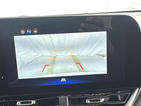 Used 2025 Chevrolet Equinox LT image 26