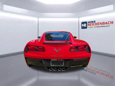 Used 2019 Chevrolet Corvette Stingray Coupe w/ 1LT RWD image 5