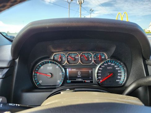 Used 2018 Chevrolet Tahoe LT image 14