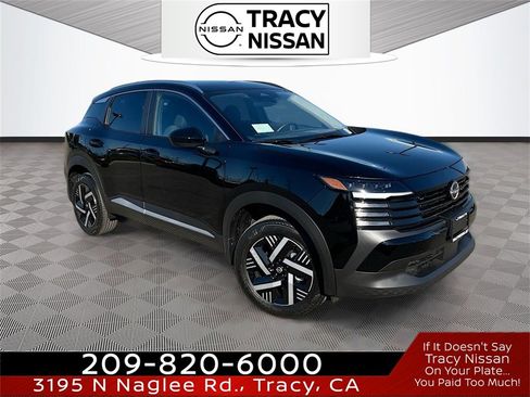 New 2026 Nissan Kicks SV image 1