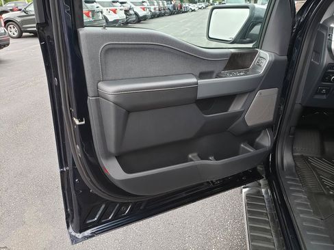 Used 2023 Ford F150 Lariat AWD/4WD image 13