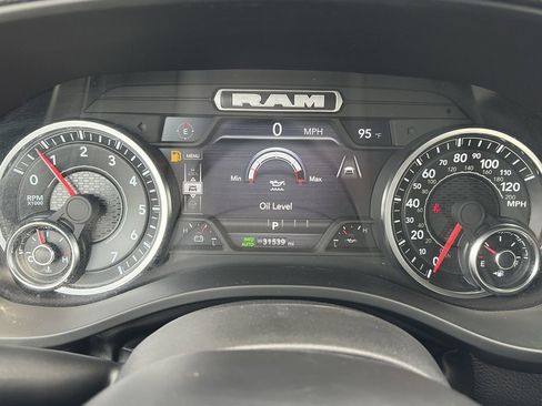 Used 2025 RAM 1500 Laramie AWD/4WD image 24