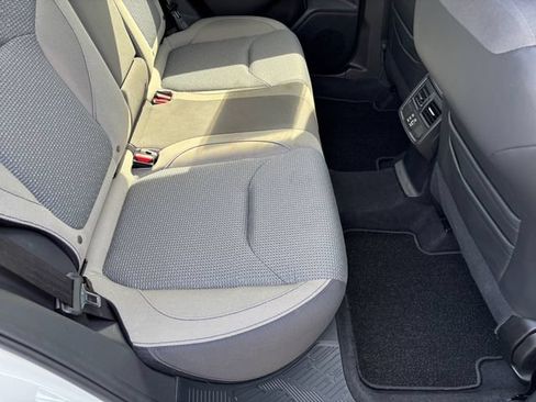 Certified 2025 Subaru Forester Premium AWD/4WD image 18