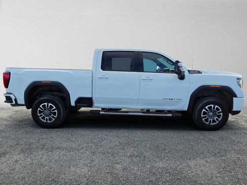 Used 2023 GMC Sierra 2500 AT4 w/ Snow Plow Prep/Camper Package AWD/4WD image 2