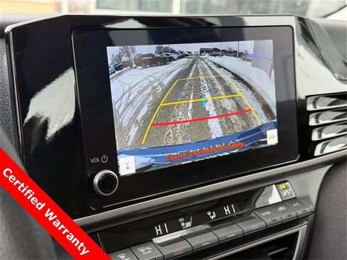 Used 2025 Toyota Camry LE image 24