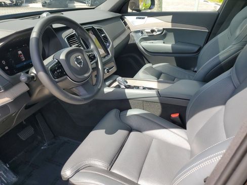Used 2024 Volvo XC90 B6 Ultimate w/ Protection Package Premier image 13
