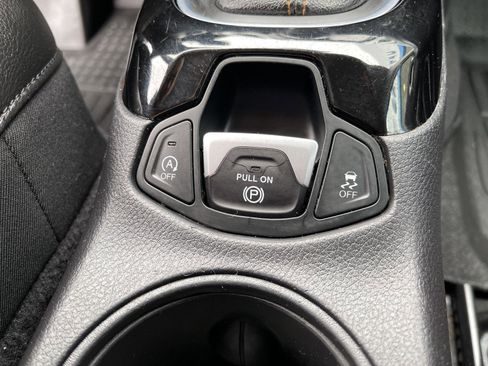 Used 2021 Jeep Compass Limited AWD/4WD image 28