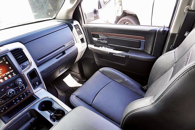 Used 2017 RAM 2500 Laramie AWD/4WD image 34