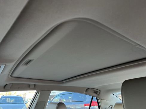 Used 2011 Toyota Avalon image 24