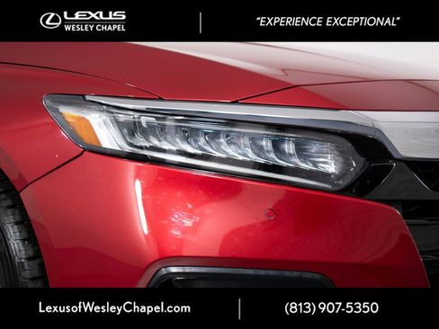 Used 2020 Honda Accord Touring image 3