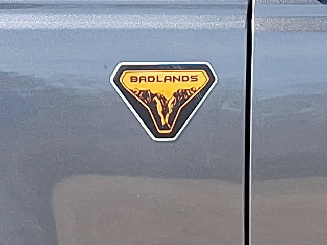 Used 2025 Ford Bronco Badlands AWD/4WD image 12