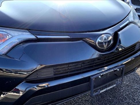 Used 2018 Toyota RAV4 LE w/ All Weather Liner Package image 29