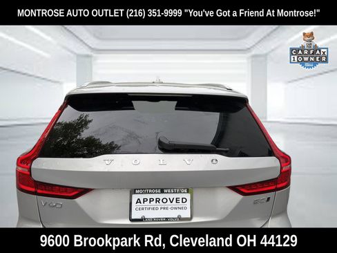 Certified 2025 Volvo V60 B5 Cross Country Plus AWD/4WD image 6