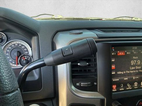 Used 2014 RAM 1500 Express RWD image 15