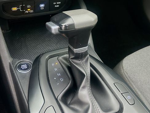 Used 2025 Kia K4 FWD image 24