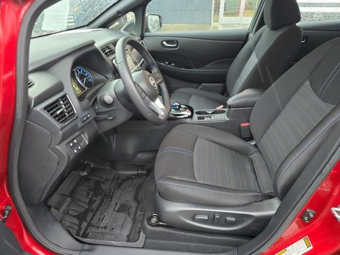 Used 2024 Nissan Leaf SV Plus FWD image 16