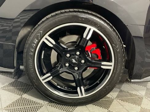 Used 2021 Ford Mustang GT Premium w/ Equipment Group 401A RWD image 36