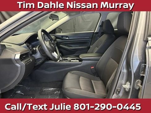Used 2024 Nissan Altima 2.5 SV AWD/4WD image 21