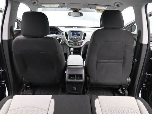 Used 2022 Chevrolet Equinox LS w/ LS Convenience Package FWD image 21