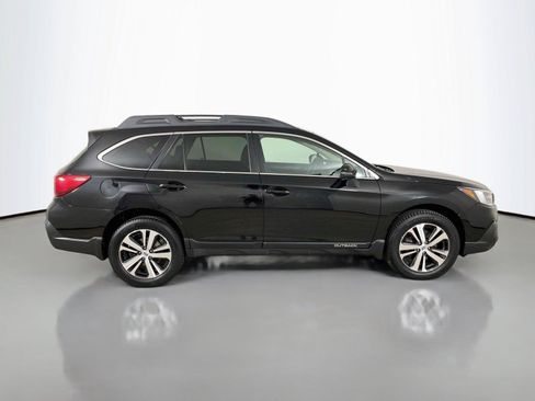 Used 2018 Subaru Outback 2.5i Limited AWD/4WD image 18