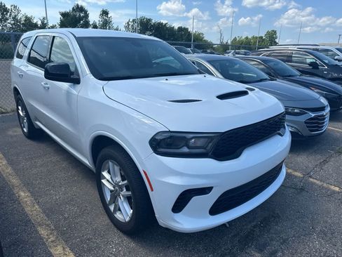 Used 2025 Dodge Durango GT AWD/4WD image 6