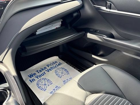 Used 2019 Toyota Camry SE w/ Convenience Package FWD image 37