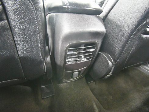 Used 2015 Lincoln MKC FWD image 16