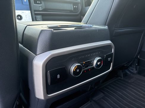 Used 2024 Ford Expedition Max Limited AWD/4WD image 17