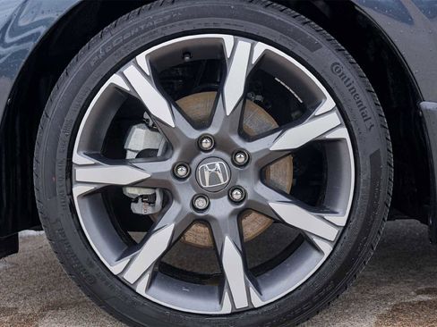 Certified 2025 Honda Civic Sport Touring image 8