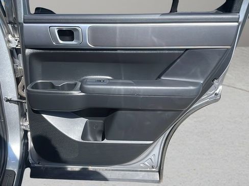 Used 2025 Hyundai Santa Fe SE image 15