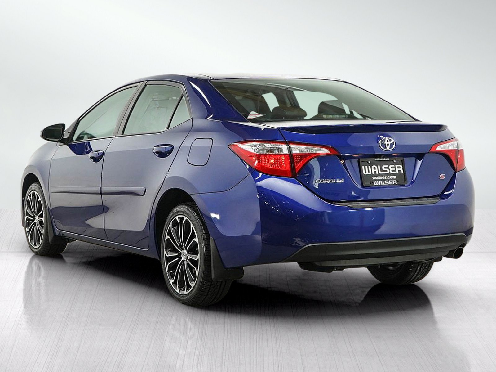 Used 2016 Toyota Corolla S FWD image 3
