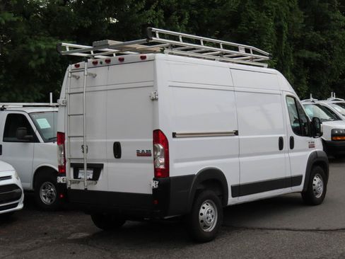 Used 2017 RAM ProMaster 2500 FWD image 5