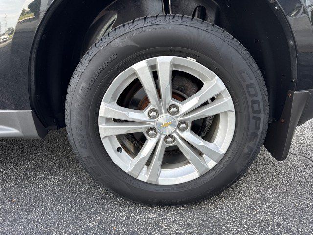 Used 2015 Chevrolet Equinox LT w/ Driver Convenience Package AWD/4WD image 11