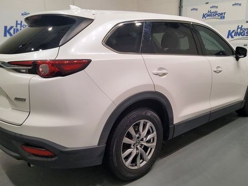 Used 2018 MAZDA CX-9 Touring w/ Touring Premium Package image 3